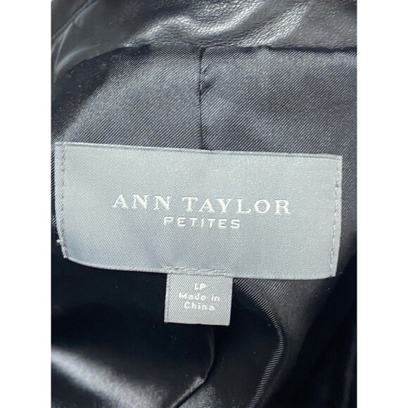 Ann Taylor Petites 100% Leather Black Women's Moto Jacket, Size LP Lined - Picture 6 of 6